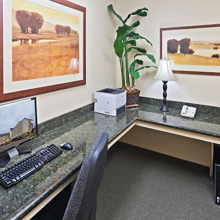 Candlewood Suites Wichita Falls At Maurine Street By Ihg Einrichtungen foto